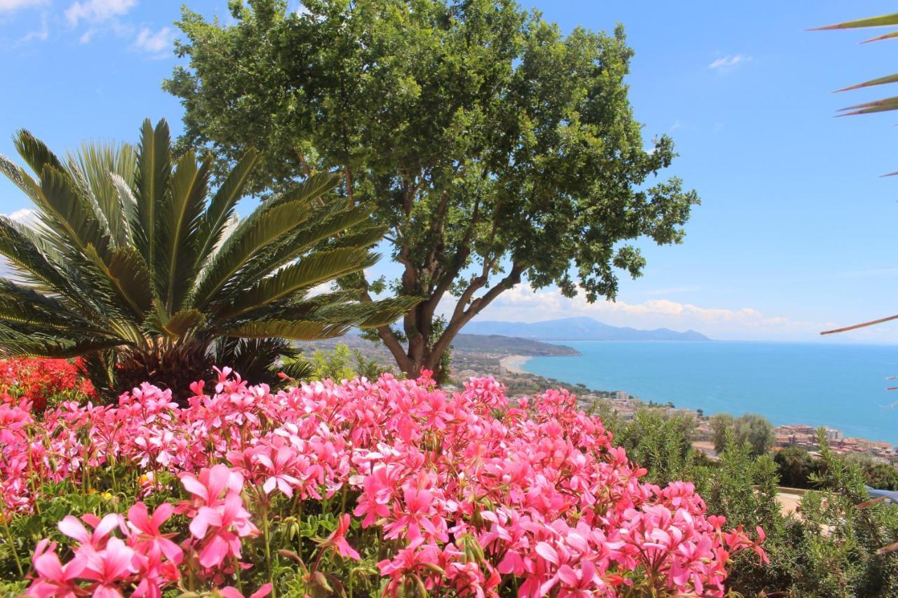 Villa Treglia B&B Φόρμια Εξωτερικό φωτογραφία
